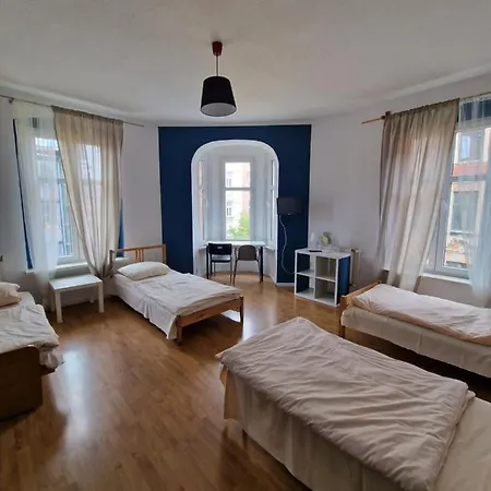 Hostel Kaktus *