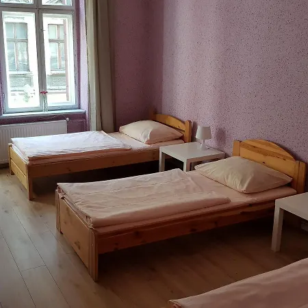 Kaktus Hostel *