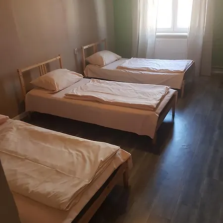 Kaktus Hostel *